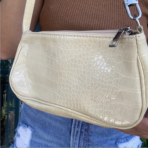 Cream Faux Patent Alligator Mini Bag Purse - Picture 9 of 9